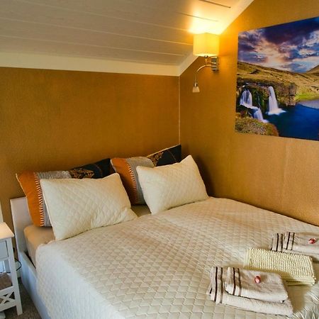 Mycozyplace - Gemuetliches Zimmer Fuer Zwei Dresde Exterior foto